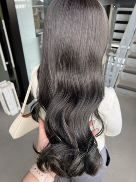 テラスヘア 長岡(TERRACEhair) 透明感グレージュでお肌の白く見えるカラーを