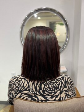 ビィーワンイースト(Be 1 EAST) ミディアムカット