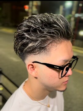 刈部倶楽舞 ツーブロック/メンズパーマ/メッシュ/スキンフェード/フェード