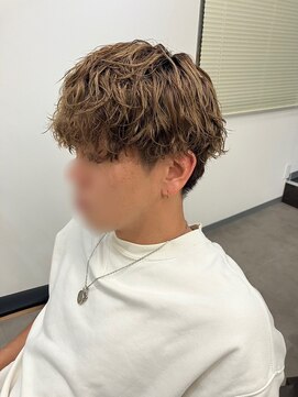 Men's hair salon CLEL【クレル】メンズカット/メンズパーマ/眉毛【3/6開店（予定）】 に人気】ゆるめニュアンスパーマ
