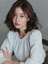 キヴィ(kivi)&nbsp;艶髪ゆるふわデジタルパーマ 韓国風くびれセミロング