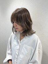 アルティーナプライベート(altina PRIVATE)&nbsp;透け感たっぷりハイライトグレージュ