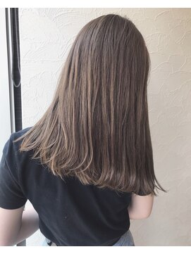 フレアジェネラス(FLEAR generous) 【赤味を消したい×グレージュカラー】 柳本麻守