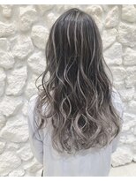 モアナ バイ ヘッドライト 沖縄豊見城店(Moana by HEADLIGHT)&nbsp;Moana豊見城#ハイライト#バレイヤージュ#アッシュベージュ