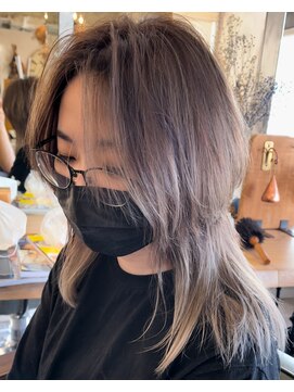 ヘアスタジオニコ(hair studio nico...) ウルフバレイヤージュ