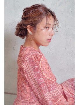 クシュ 所沢東口店(kusyu...) ハーフアップ/くるりんぱ/エアリーカール/くせ毛風カール/レトロ