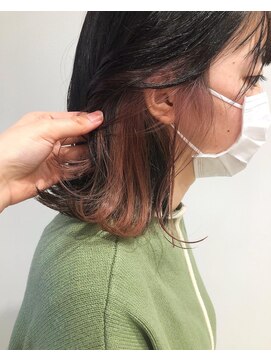 アトリエ(Atelier) インナーカラーピンクと相性抜群の外ハネボブ