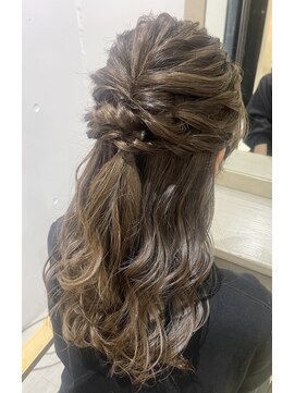 アクト(ACT) 結婚式ヘア/お呼ばれヘア/ハーフアップ/ゆるふわヘア