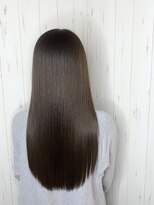 リブ(Live)&nbsp;《髪質改善》水素トリートメント×グレーアッシュ