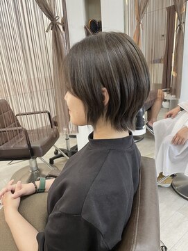 フゥカ 類家店(fuka) 青森 八戸 ショートウルフ アッシュグレージュ 20代30代40代