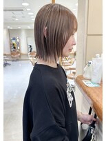 モリオ フロム ロンドン サッポロファクトリー店(morio FROM LONDON)&nbsp;大人かわいいぱつっと外ハネボブ　ハイライトカラー