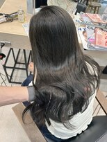 エレン 新百合ヶ丘店(ELEN)&nbsp;暗くても透明感のあるオリーブグレージュ