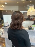こなれ感のある◎大人カジュアルなブラウンウェーブロング