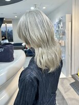 エアー 青山(AIR) ハイトーンカラーホワイトシルバーベージュ