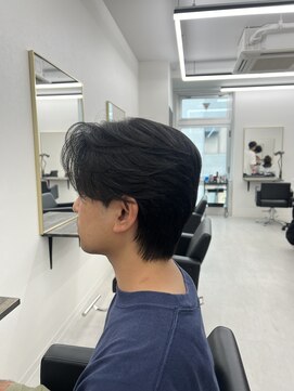 ステージ(STAGE) ダウンパーマ　ニュアンスパーマ　センターパート