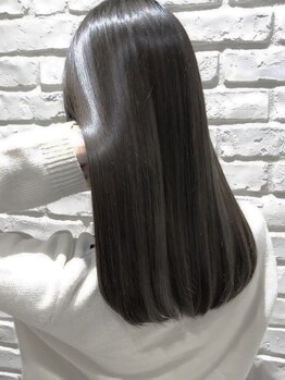 アレンヘアー 名古屋店(ALLEN hair)の写真/≪名駅/髪質改善≫オリジナル技術で自然でまとまる潤い艶ストレート!思わず触りたくなるような美髪に!名駅