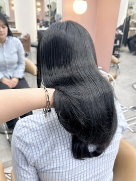 ロンドリゼル 札幌(Lond RiseL) ◯ オリーブグレー/韓国/レイヤーカット/髪質改善/縮毛矯正/札幌