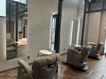 モア ヘアー ラウンジ ハザール 羽沢国大前店(moa hair lounge/ HAZZAR)