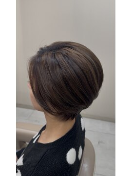 アース 天満橋店(HAIR & MAKE EARTH) 春の小顔◎白髪ぼかしハイライト×大人ショートボブ