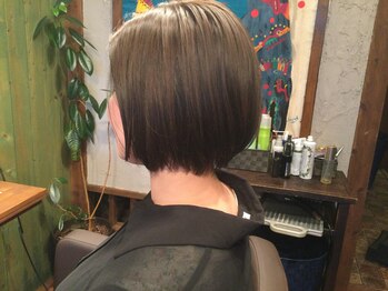 スロウ トリップ ヘアー(Slow Trip Hair)の写真/確かな技術に裏付けされた大人かわいいのご提案