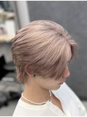 ミルクティーグレージュセンターパートメンズハイトーンブリーチ