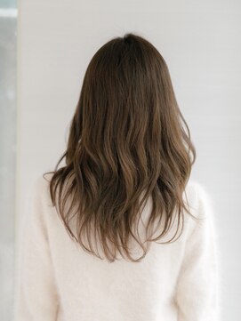 ルルディ バイ アフロディーテ銀座(luludi by APHRODITE) グレージュカラー/シルキーベージュ/斜めバング/銀座/髪質改善