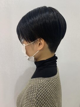 エスカーラ 表参道(THE ESCALA) スッキリ刈り上げショートで美しく【タビラマユミ】