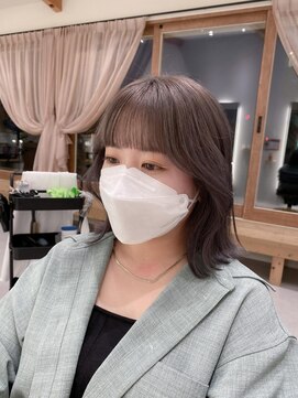 ウトウトヘア(UTUT HAIRE) 暗いのに透明感。透けちゃうグレージュ♪