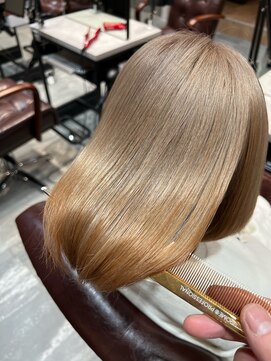 アディクト 東陽町西口(addict) ブリーチ髪質改善縮毛矯正＿ホワイト＿ボブ［東陽町］