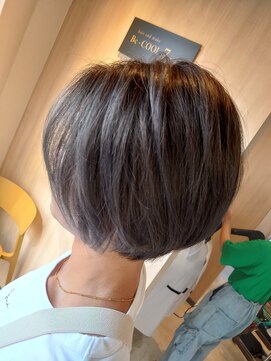 ビークールナナジョウ(Be-COOL 7-jo) グレイシルバー＊ボブ