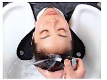 ＜施術STEP5＞キュアシャンプー