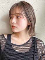 ノイカーム(noi Calm)&nbsp;顔周りレイヤーカットくびれヘアミルクティーベージュカラー