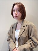 大人ボブ_イメチェン美髪外ハネボブホワイトブロンド