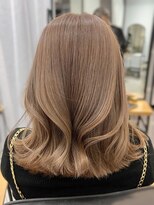 リアンバイアリュール(Lian by Allure)&nbsp;Lian by Allure本厚木 小田桐潤 ミルクティーカラー