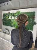 三つ編みで複雑カチモリヘア