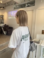 ロカ 表参道(loka)&nbsp;ミルクティーベージュ[表参道/ブリーチ/ハイライト]Mai