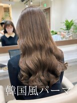 アミー 池袋(Ammy)&nbsp;パーマ/韓国風パーマ/コテ巻き風パーマ/レイヤーカット/池袋