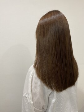 シャンティ(Shanti) 縮毛矯正専門店による縮毛矯正&髪質改善トリートメント