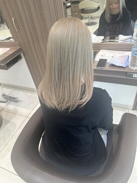 冬におすすめなホワイトベージュ！