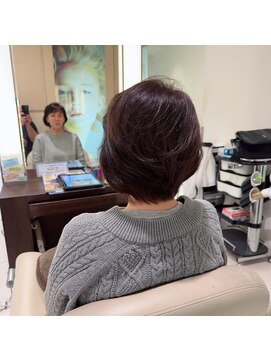 上品ショートパーマ