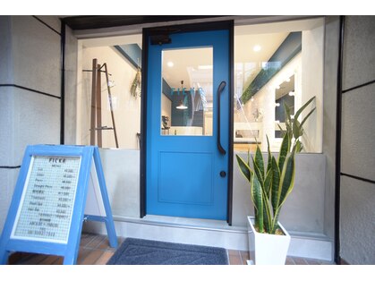 フィッカ(FICKA)の写真