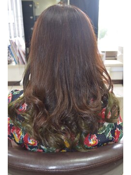 メルシー 大阪梅田店 インナーカラー