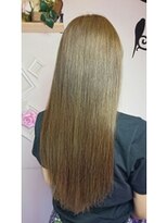 ビューティアンドスパ ガガ(GAGA)&nbsp;細ハイライト　マット系カラー