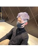 ラベンダーホワイトシルバー×スキンフェード×アップバング