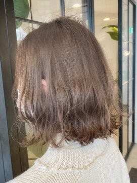 ラヴィズム 長岡店(LUVISM) 10代20代30代ミルクティーベージュダブルカラーケアブリーチ