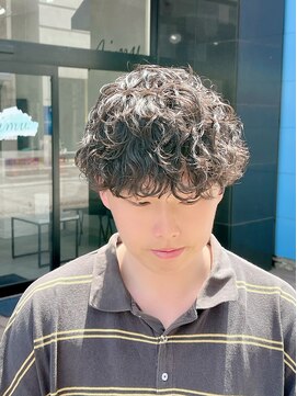 エミュ(Aimu.) 【シャドウパーマ】