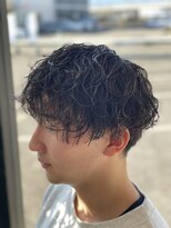 アンダートゥリーガーデン(UNDER TREE GARDEN)&nbsp;刈り上げマッシュ×波巻きパーマ