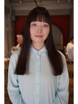 ハマモト 前髪ぱっつんロング
