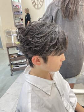 ルシール バイ アリア(Lucir by aria) フェザーショート