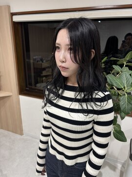 メロウ(mellow) レイヤーカット×ブルーブラック